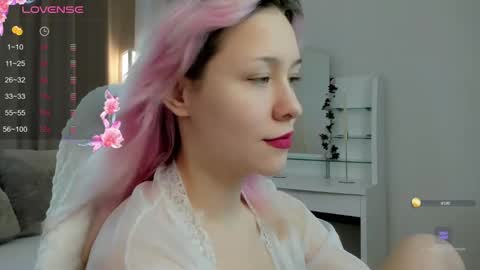 Betty online show from June 10, 1:17 am