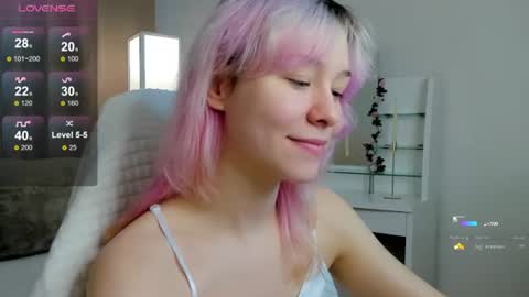 Betty online show from June 12, 1:26 am