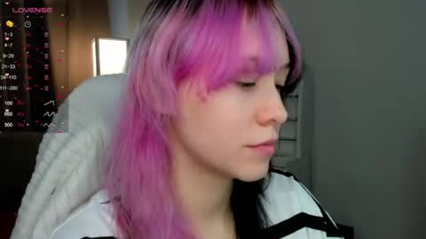 Snapshot of emilytrase chatting on July 16, 1:11 am Betty online show from July 16, 1:11 am