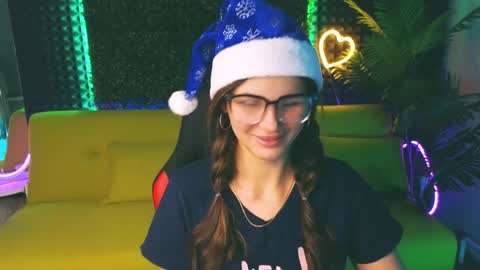 Emily online show from December 22, 1:45 am