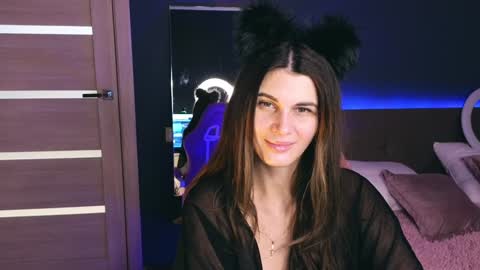 Emily online show from January 19, 1:43 am