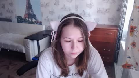 Snapshot of emilyway chatting on February 6, 9:32 am emilyway online show from February 6, 9:32 am