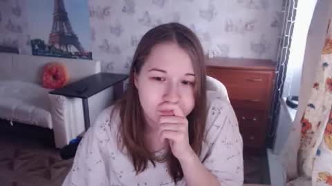 Snapshot of emilyway chatting on February 18, 12:39 pm emilyway online show from February 18, 12:39 pm