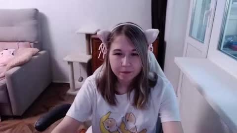 emilyway online show from June 13, 12:30 am