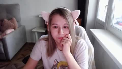emilyway online show from June 15, 8:38 am