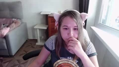 emilyway online show from July 7, 6:47 am