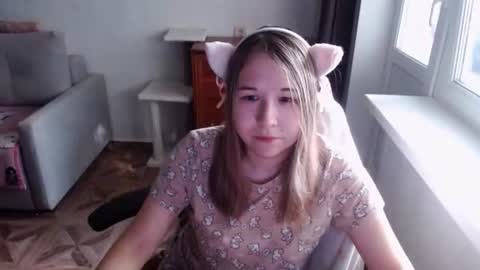 emilyway online show from July 25, 1:30 pm