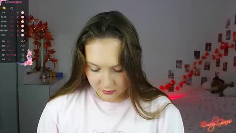 Snapshot of emilyxgrasez chatting on November 30, 7:40 pm Emily online show from November 30, 7:40 pm