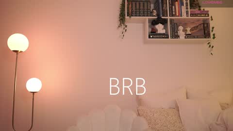 Snapshot of emilyxrose_ chatting on January 15, 9:20 pm IG thickemmsss online show from January 15, 9:20 pm