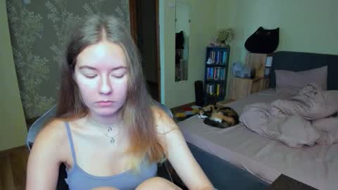 Emily online show from October 8, 7:28 am