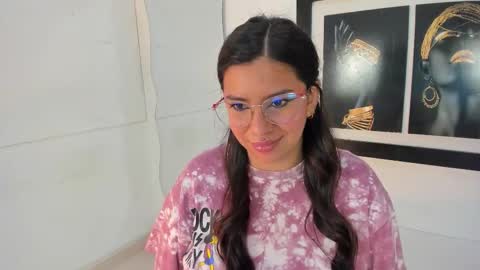 emilyy_cooperr online show from December 3, 12:03 pm