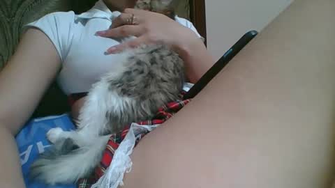 Snapshot of emma_991 chatting on January 26, 3:58 pm emma_991 online show from January 26, 3:58 pm