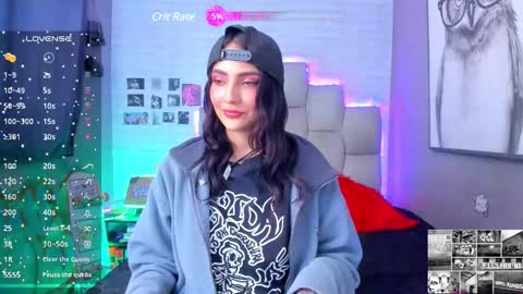 Snapshot of emma__15 chatting on December 5, 11:29 pm emma online show from December 5, 11:29 pm