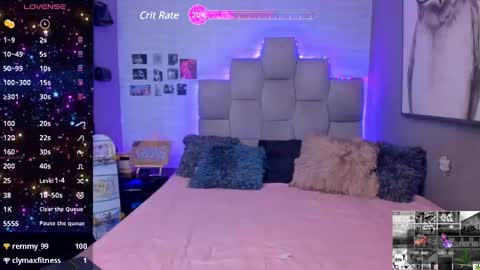 Snapshot of emma__15 chatting on January 6, 12:48 am emma online show from January 6, 12:48 am