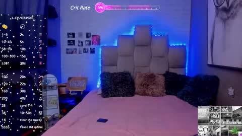 Snapshot of emma__15 chatting on January 8, 4:44 am emma online show from January 8, 4:44 am