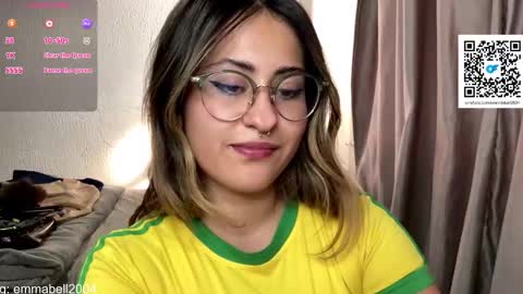 Snapshot of emma__bell_ chatting on February 12, 8:26 pm Emma Is here online show from February 12, 8:26 pm