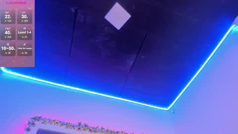 emma__js_ online show from June 5, 6:09 am