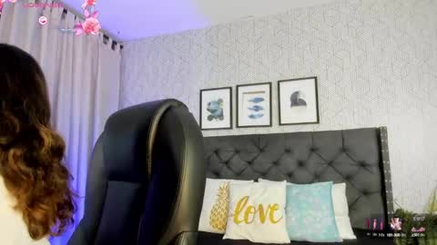 Emma online show from March 3, 12:27 pm