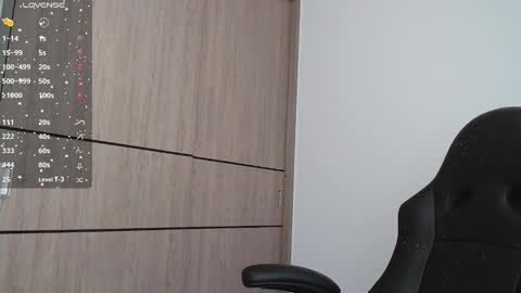 Snapshot of emma_aaa chatting on December 1, 7:36 pm Rocio online show from December 1, 7:36 pm