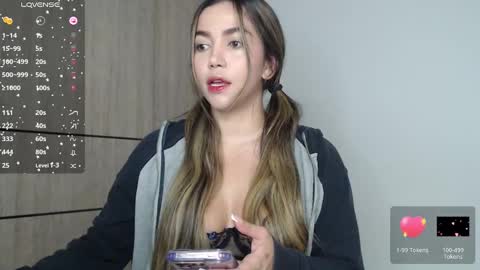 Snapshot of emma_aaa chatting on March 3, 4:14 am Rocio online show from March 3, 4:14 am