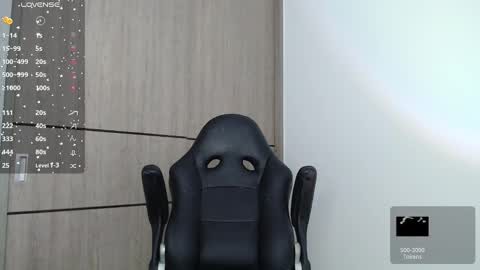 Snapshot of emma_aaa chatting on March 9, 11:14 am Rocio online show from March 9, 11:14 am