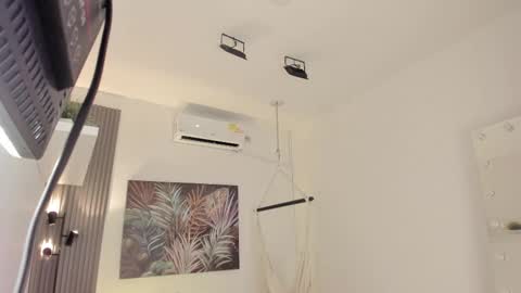 Alice online show from February 3, 11:37 am