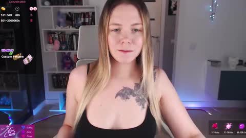 Emma online show from February 17, 7:20 pm