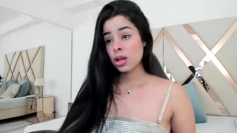 Emma Castillo online show from February 16, 6:26 pm