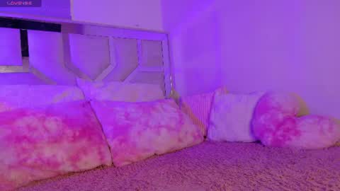  Emma  online show from July 26, 2:53 am
