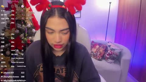 Snapshot of emma_connor1 chatting on December 1, 11:26 am Emma online show from December 1, 11:26 am