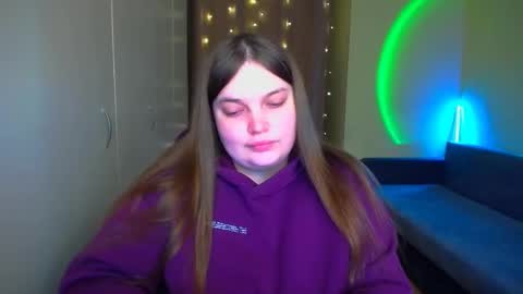 Snapshot of emma_dorn chatting on October 24, 8:44 am Eva online show from October 24, 8:44 am