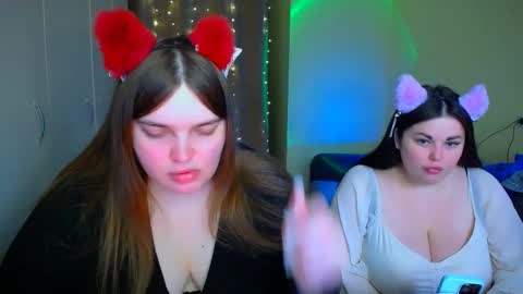 Snapshot of emma_dorn chatting on November 29, 9:01 am Eva online show from November 29, 9:01 am