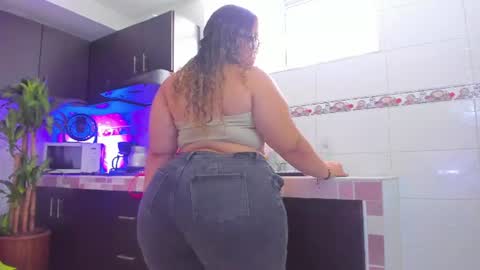 Snapshot of emma_eva1 chatting on July 27, 7:43 pm Emma online show from July 27, 7:43 pm