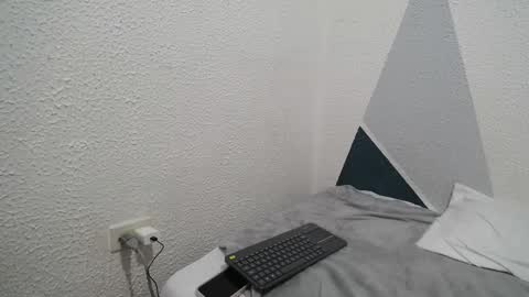 Emma Glow online show from February 24, 1:36 am