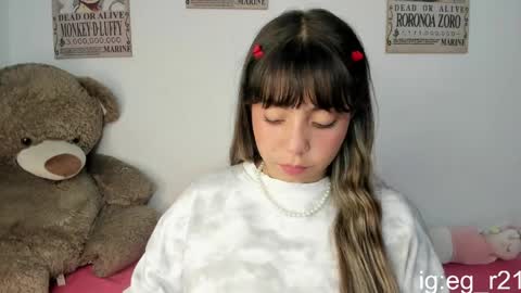 emma_grayys online show from April 25, 5:10 am