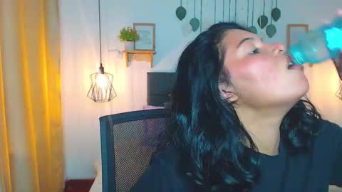 Tell me Emma online show from March 17, 2:42 pm