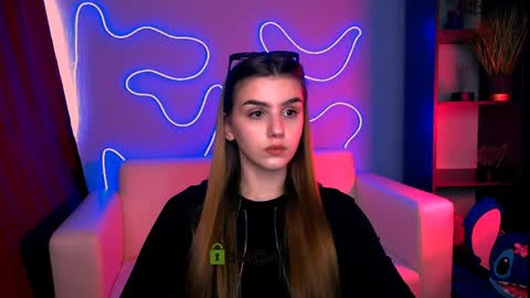 Emma online show from April 27, 9:07 am