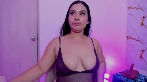 Emma online show from May 21, 5:42 pm