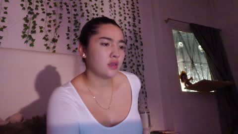 Snapshot of emma_johnson_ chatting on September 29, 2:38 am emma_johnson_ online show from September 29, 2:38 am