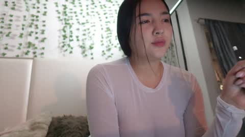 Snapshot of emma_johnson_ chatting on October 29, 12:57 am emma_johnson_ online show from October 29, 12:57 am