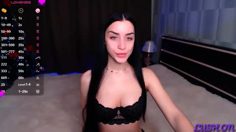 Snapshot of emma_jordan chatting on January 16, 9:59 am Emma online show from January 16, 9:59 am