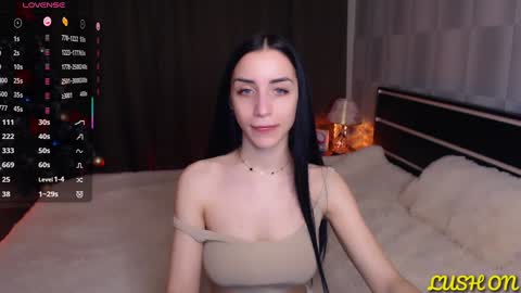 Snapshot of emma_jordan chatting on February 7, 2:26 pm Emma online show from February 7, 2:26 pm