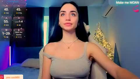 Snapshot of emma_jordan chatting on December 14, 10:31 am Emma online show from December 14, 10:31 am