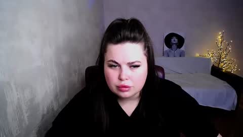 Emma online show from August 5, 7:44 am