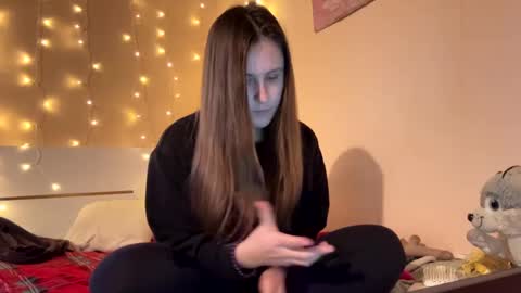 emma_just online show from February 21, 8:40 am