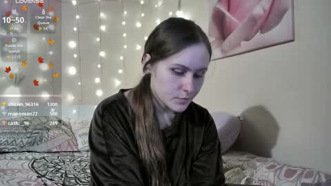 emma_just online show from November 6, 9:37 pm