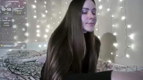 emma_just online show from January 14, 8:36 pm