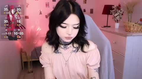 emma_kirks online show from May 30, 10:34 am