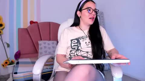 Emma  online show from June 27, 2:44 pm