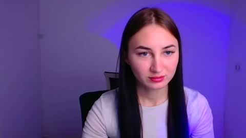 Emma online show from December 18, 12:07 pm